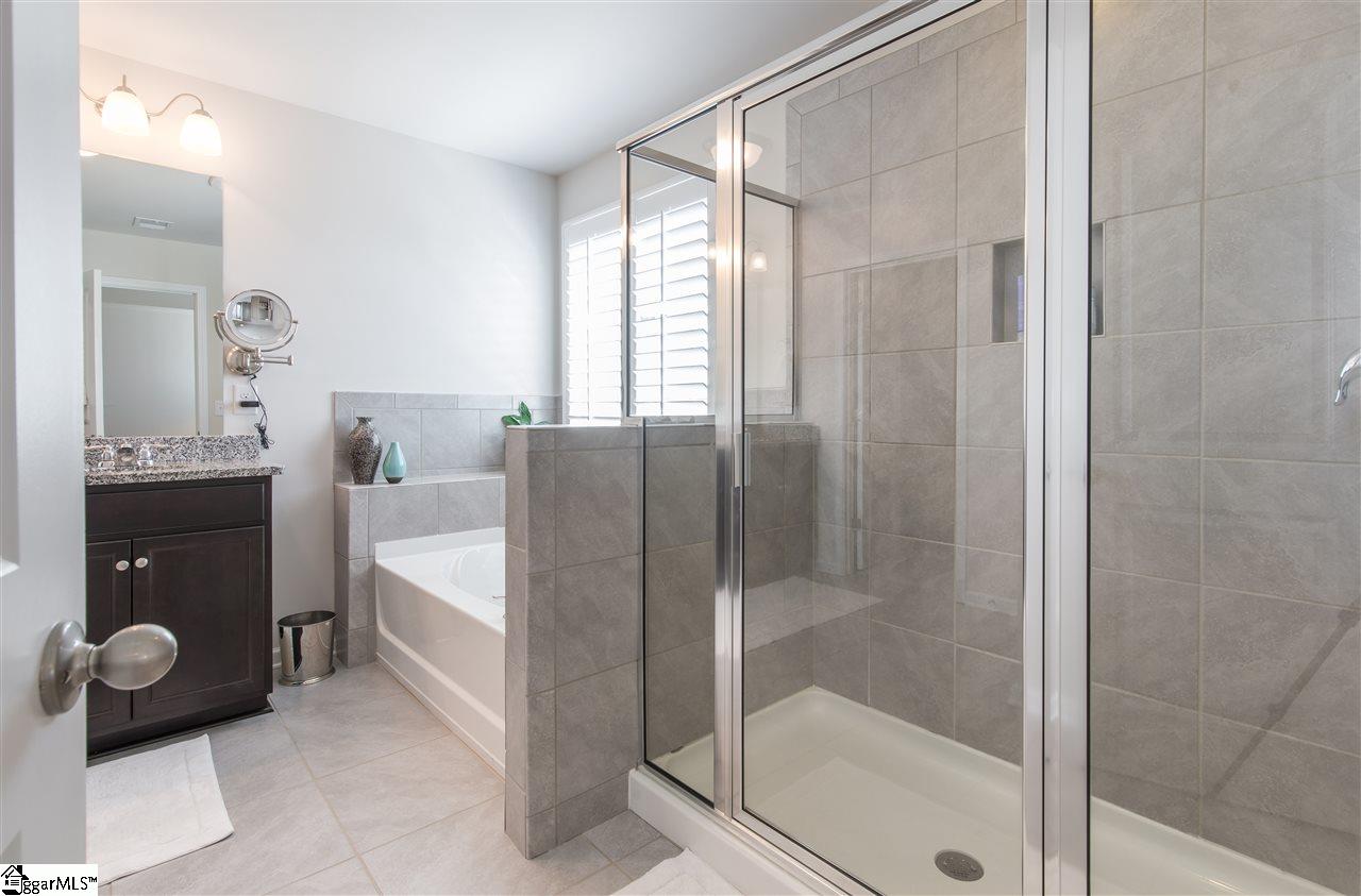 407 Bucklebury Road Greer, SC 29651 - Photo 13 of 31 Gallery Image 13