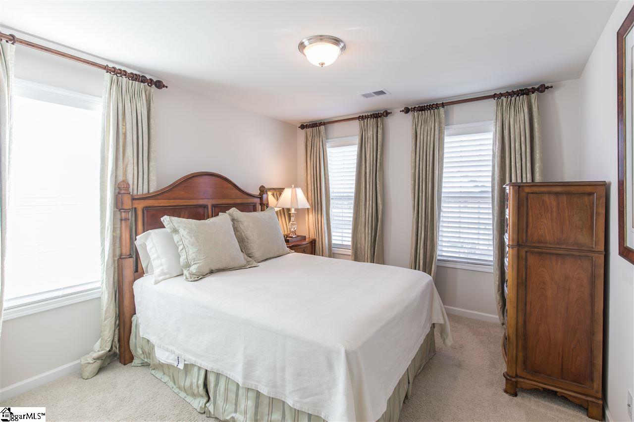407 Bucklebury Road Greer, SC 29651 - Photo 14 of 31 Gallery Image 14
