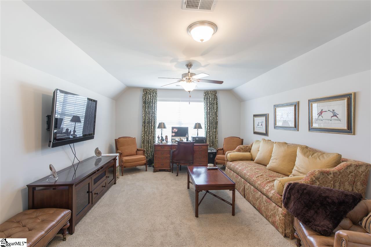 407 Bucklebury Road Greer, SC 29651 - Photo 16 of 31 Gallery Image 16