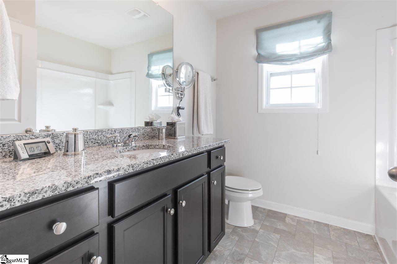 407 Bucklebury Road Greer, SC 29651 - Photo 17 of 31 Gallery Image 17