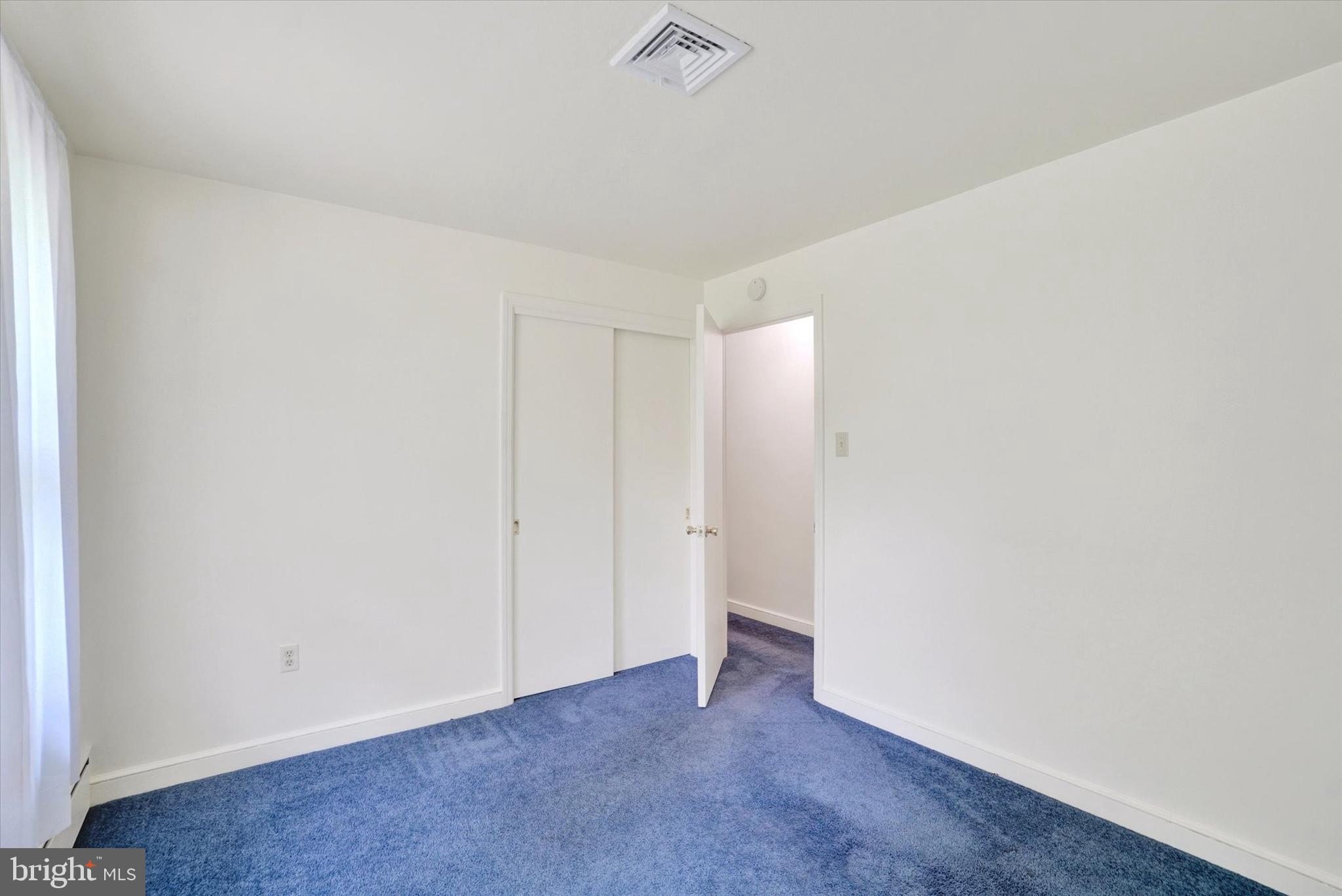 823 Glendale Road York, PA 17403 - Photo 17 of 33 a view of an empty room