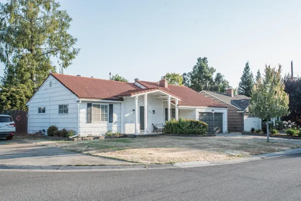 $568,000 | 2912 Leta Lane, Sacramento, CA 95821