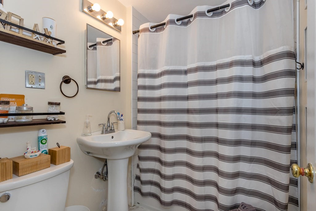 200 Bridge Street Dedham, MA 02026 - Photo 5 of 20 Gallery Image 5