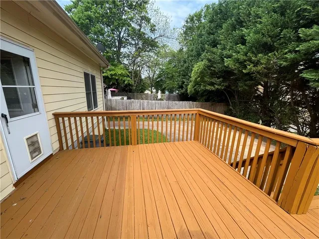 $2,295 | 1357 Eubanks Avenue, Atlanta, GA 30344