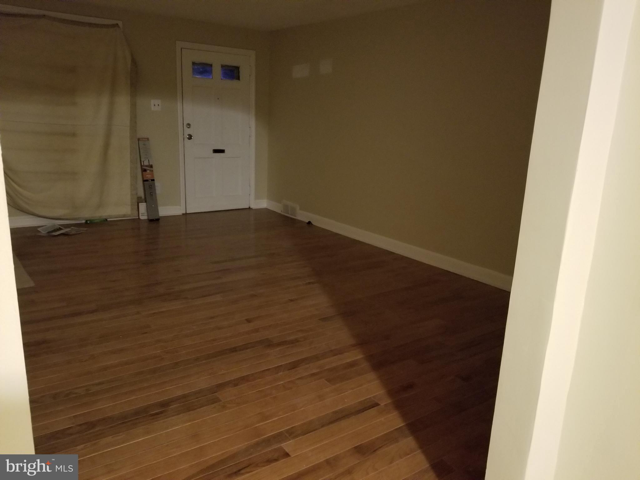 33 East Lynbrook Road Collingdale, PA 19023 - Photo 3 of 15