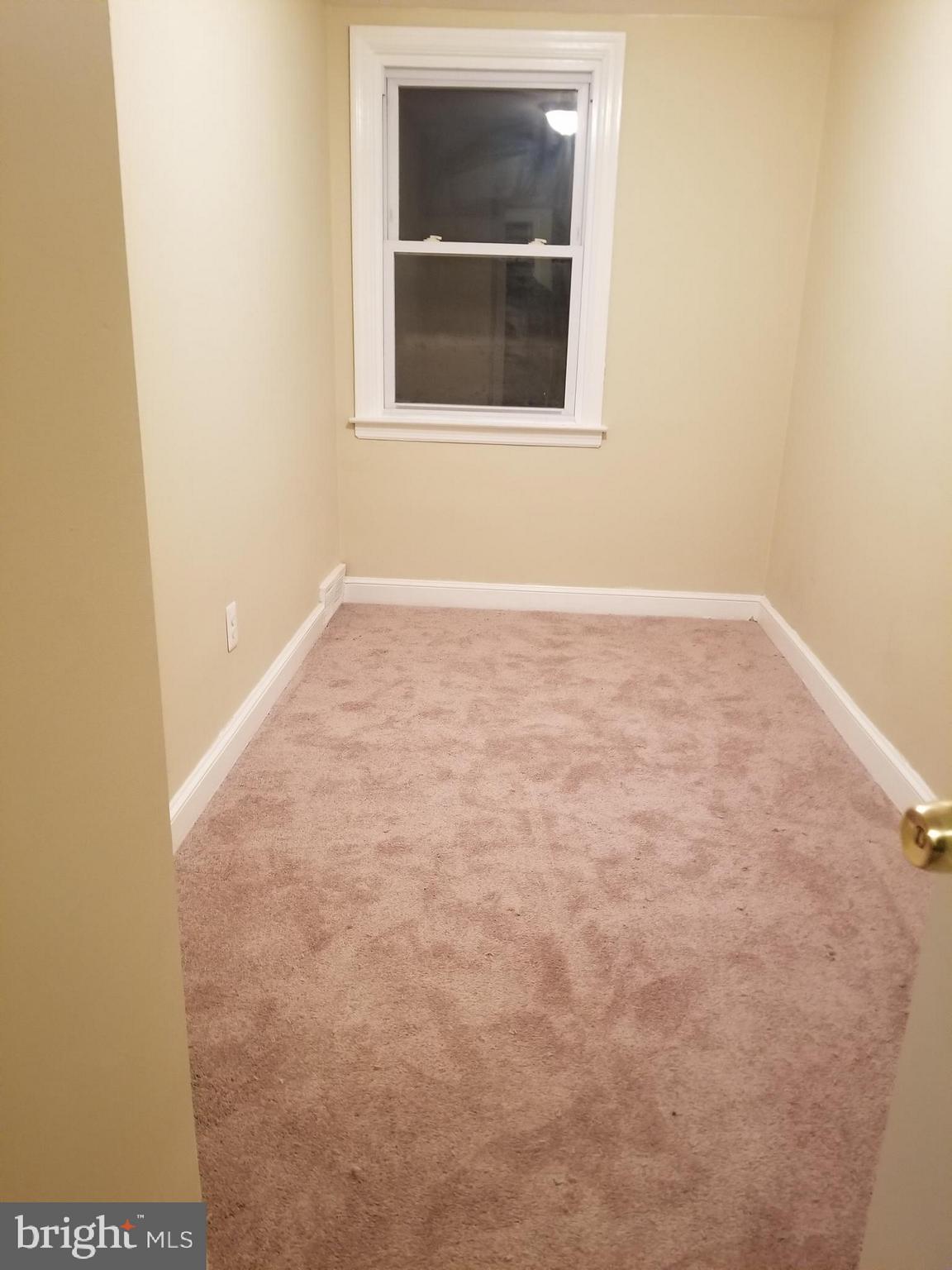 33 East Lynbrook Road Collingdale, PA 19023 - Photo 8 of 15