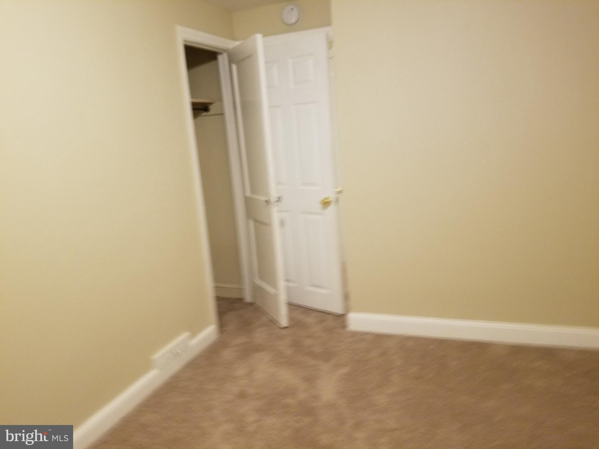 33 East Lynbrook Road Collingdale, PA 19023 - Photo 10 of 15