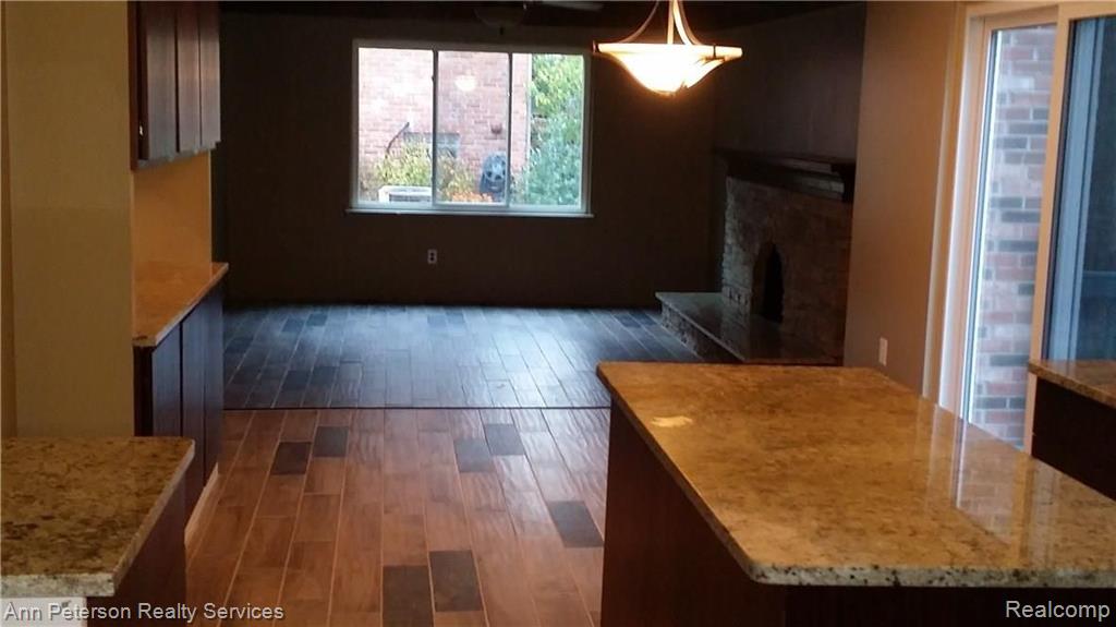 661 Ten Point Drive Rochester Hills, MI 48309 - Photo 15 of 43