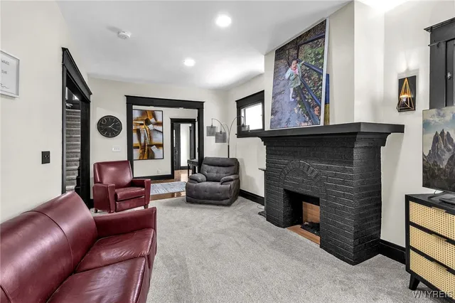 $399,900 | 218 Potters Road, Buffalo, NY 14220