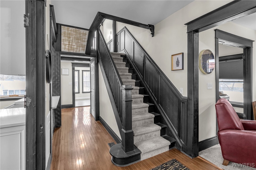 218 Potters Road Buffalo, NY 14220 - Photo 5 of 46