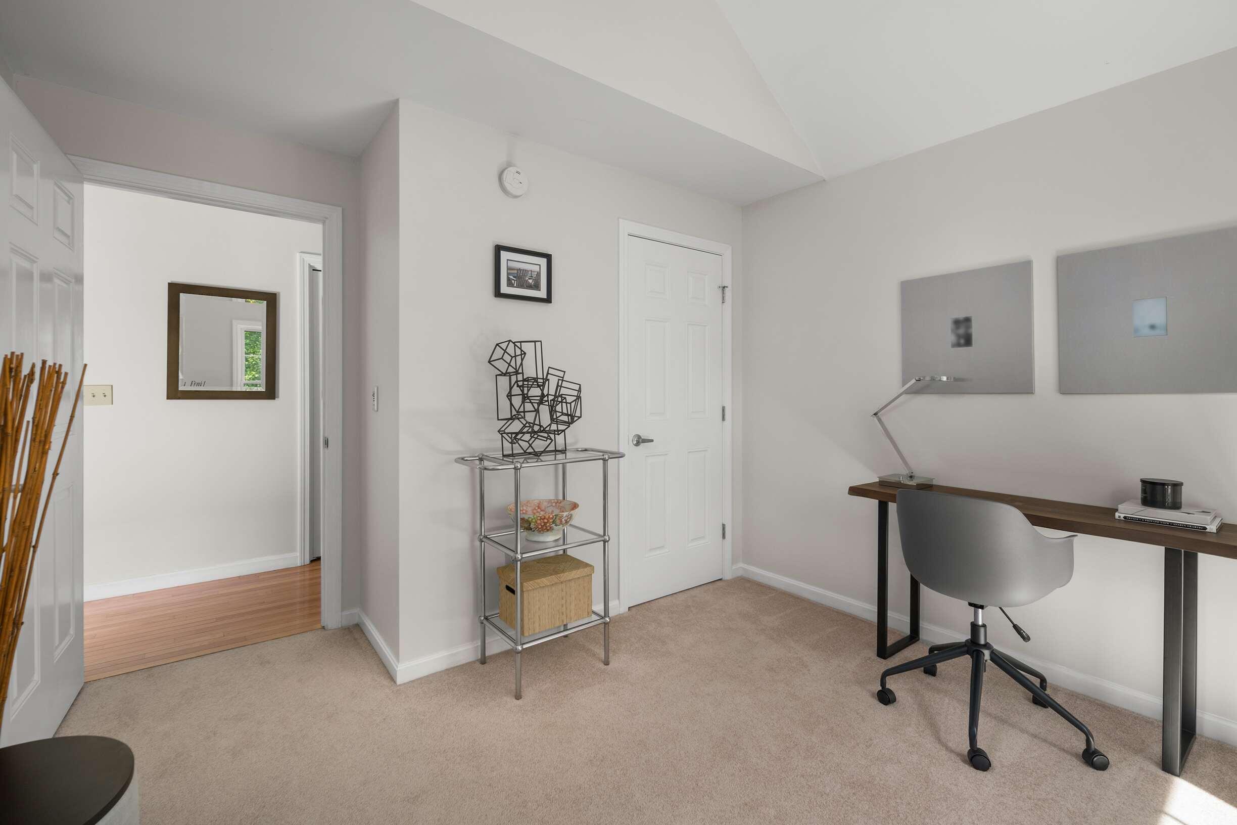 14 North Village Road York, ME 03902 - Photo 21 of 31 Office/Bedroom w/Closet