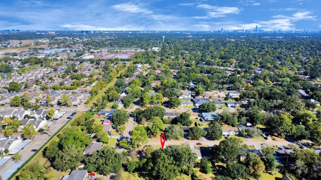 $265,000 | 6031 Dellfern Drive, Houston, TX 77035