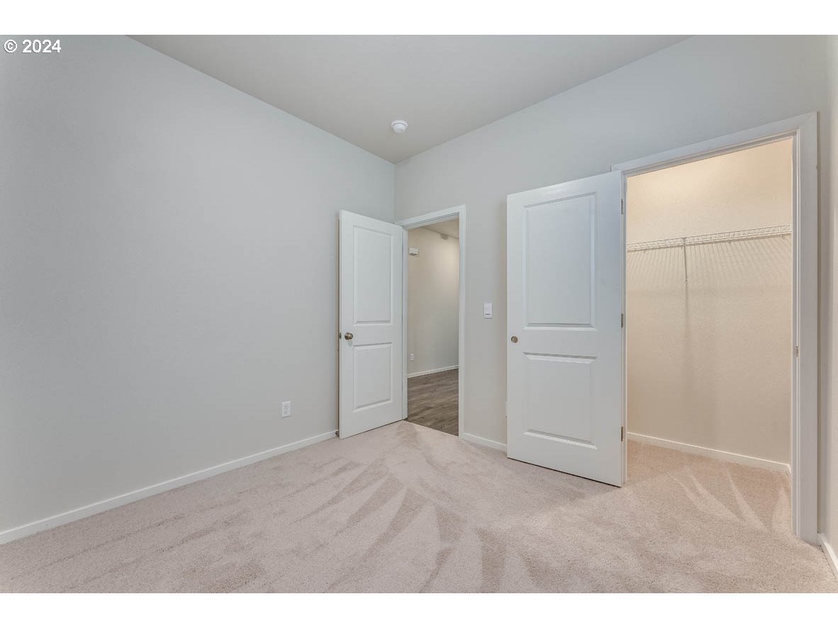 2769 V Street Springfield, OR 97477 - Photo 7 of 26