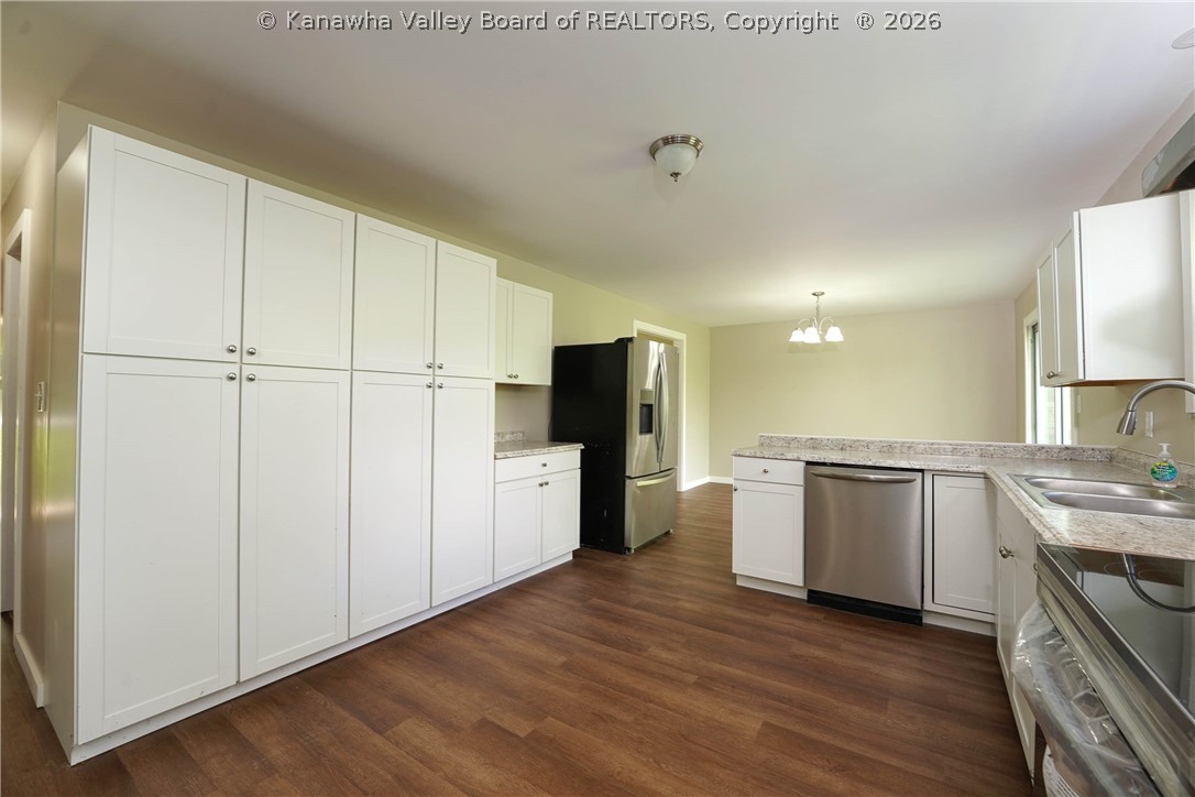 250 Eureka Road Charleston, WV 25314 - Photo 6 of 27 Gallery Image 6