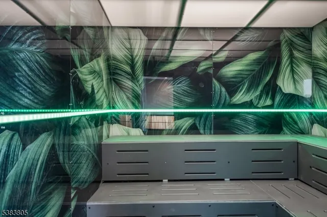 $1,825 | 431 Dr Martin Luther King Jr Boulevard, Unit 524, East Orange, NJ 07018