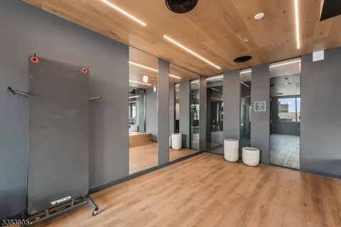 $1,825 | 431 Dr Martin Luther King Jr Boulevard, Unit 524, East Orange, NJ 07018