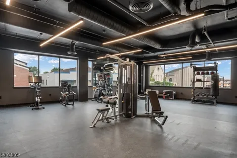 $1,825 | 431 Dr Martin Luther King Jr Boulevard, Unit 524, East Orange, NJ 07018