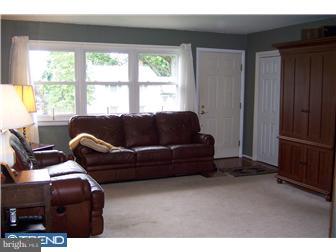 45 French Road Collegeville, PA 19426 - Photo 2 of 7 Living Room
