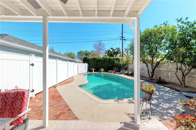 $5,400 | 7648 Ostrom Avenue, Lake Balboa, CA 91406