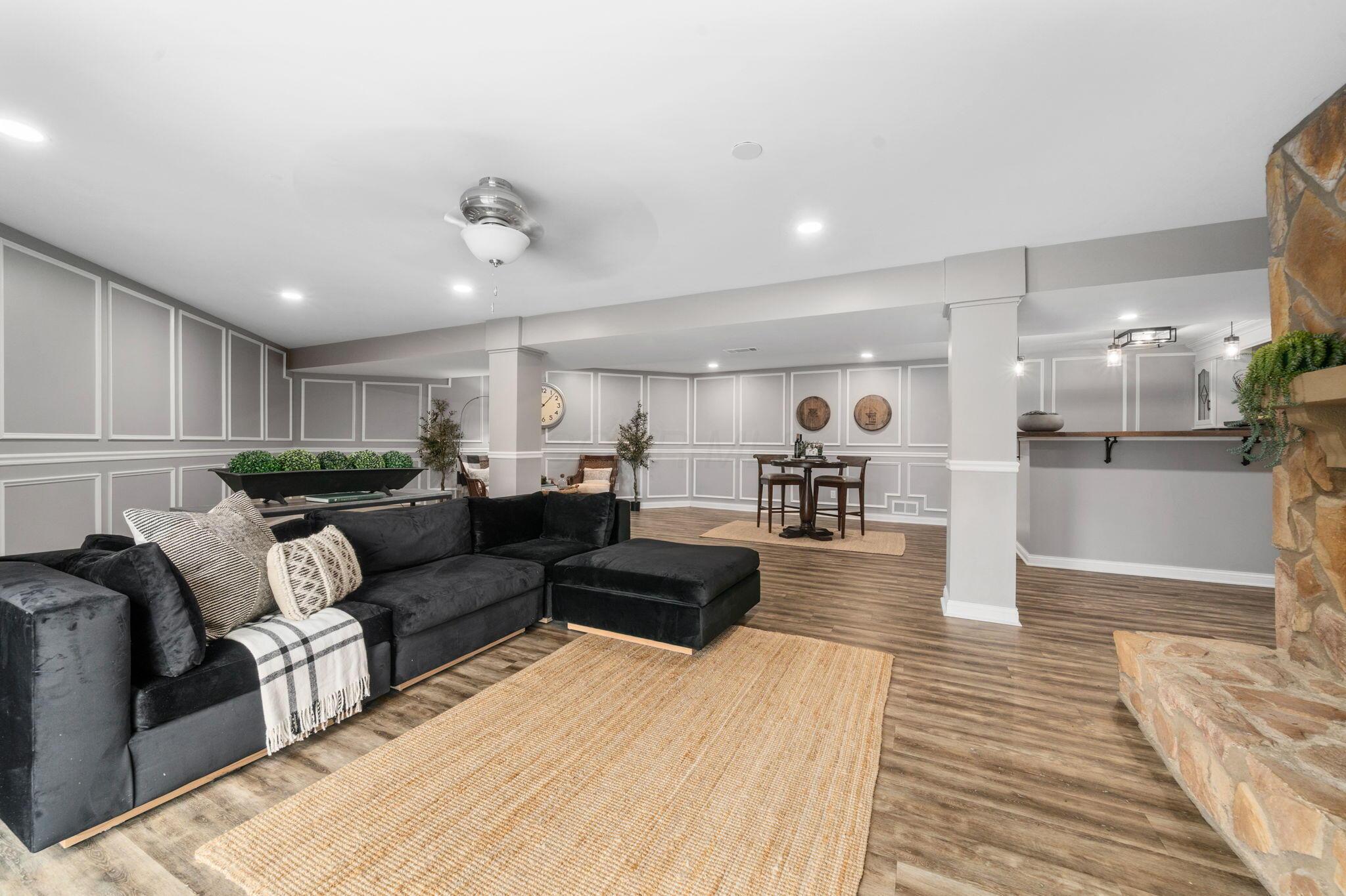 7402 Riverside Drive Dublin, OH 43016 - Photo 61 of 107 61-web-or-mls-DSC01653