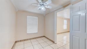 6907 Gainesville Street Houston, TX 77020 - Photo 5 of 21