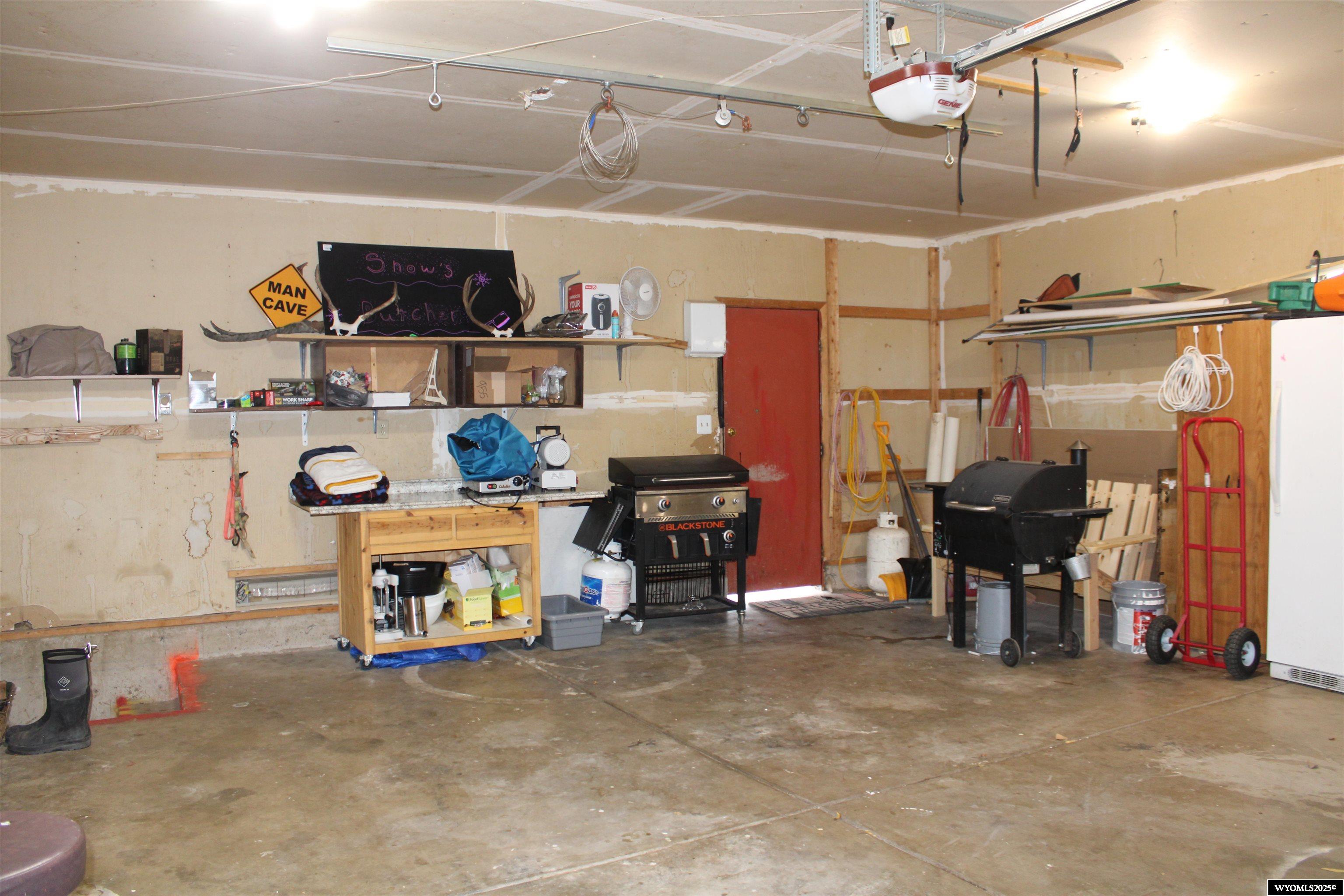 367 7th Street Mountain View, WY 82939 - Photo 17 of 18