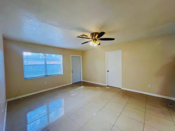 $2,200 | 3029 Martin Avenue, Unit 3029, Greenacres, FL 33463
