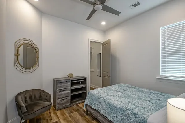 $2,350 | 322 North Prieur Street, New Orleans, LA 70112