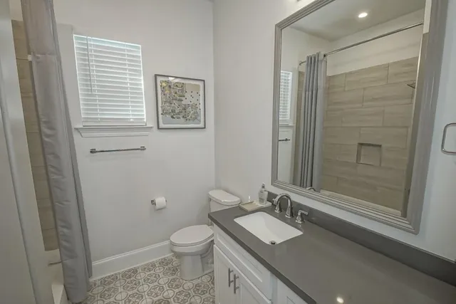 $2,350 | 322 North Prieur Street, New Orleans, LA 70112
