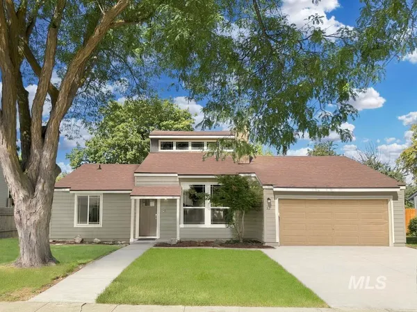 $374,900 | 13 North Adams Street, Nampa, ID 83651