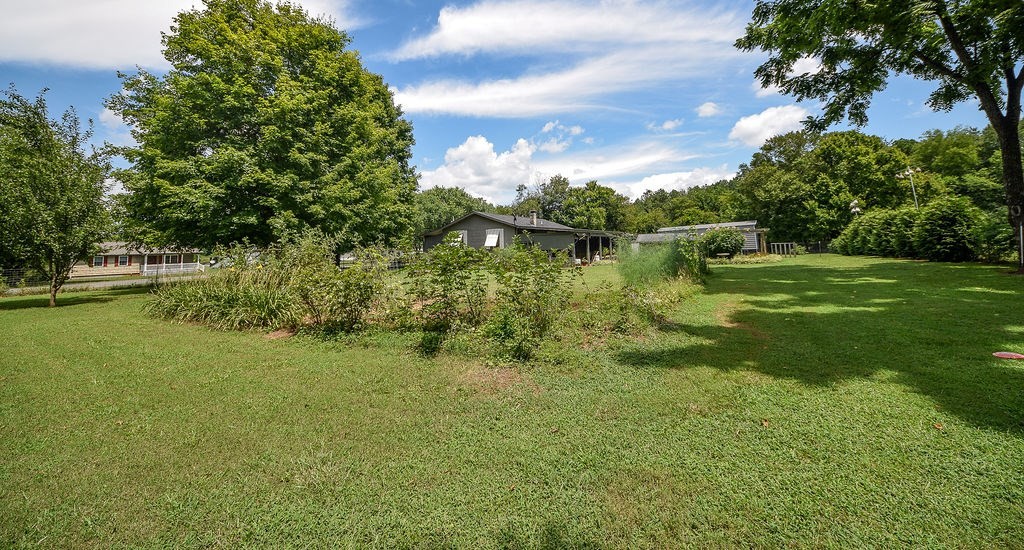 879 Hiwassee Drive Decatur, TN 37322 - Photo 30 of 70 Gallery Image 30