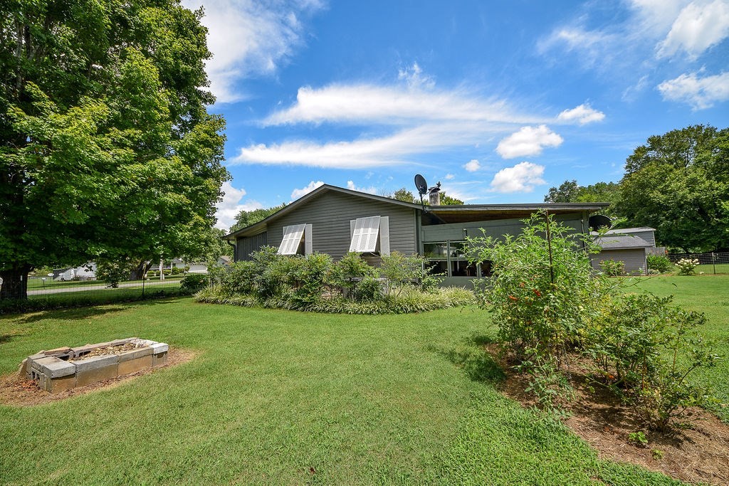 879 Hiwassee Drive Decatur, TN 37322 - Photo 32 of 70 Gallery Image 32