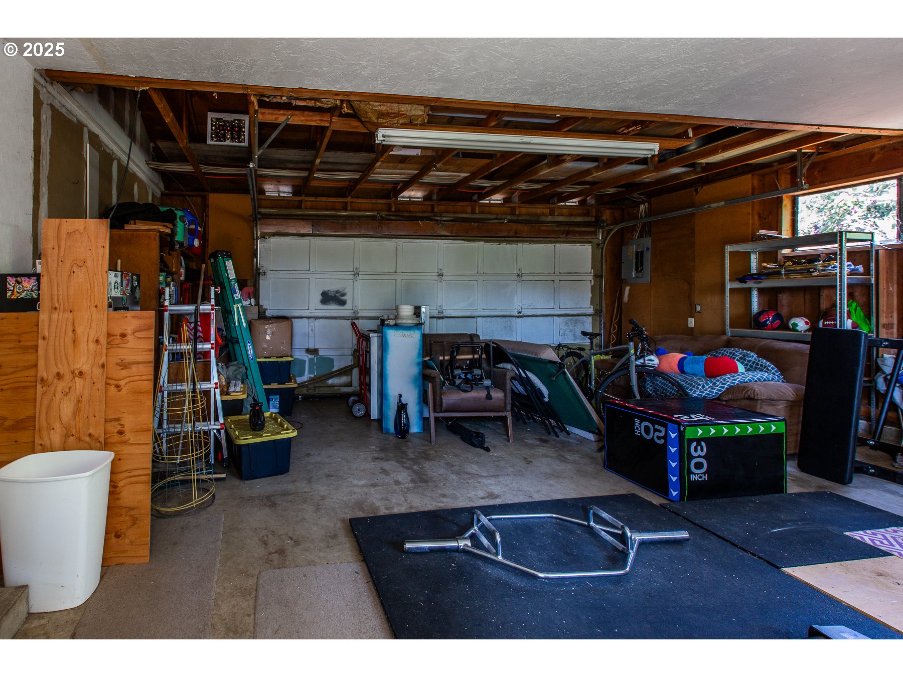 1403 Haven Street Eugene, OR 97402 - Photo 24 of 31 a storage room with furniture