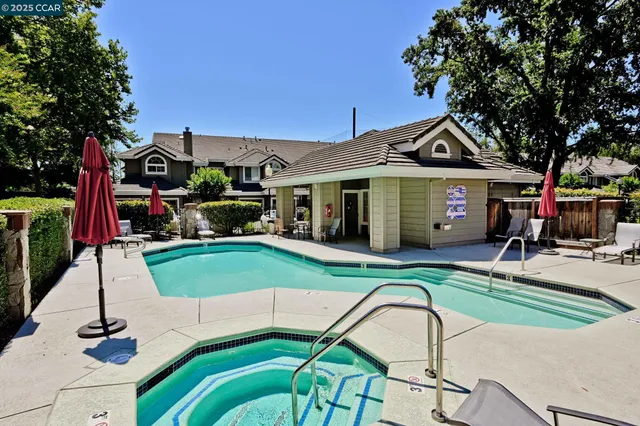 $1,075,000 | 35 Danville Oak Place, Danville, CA 94526