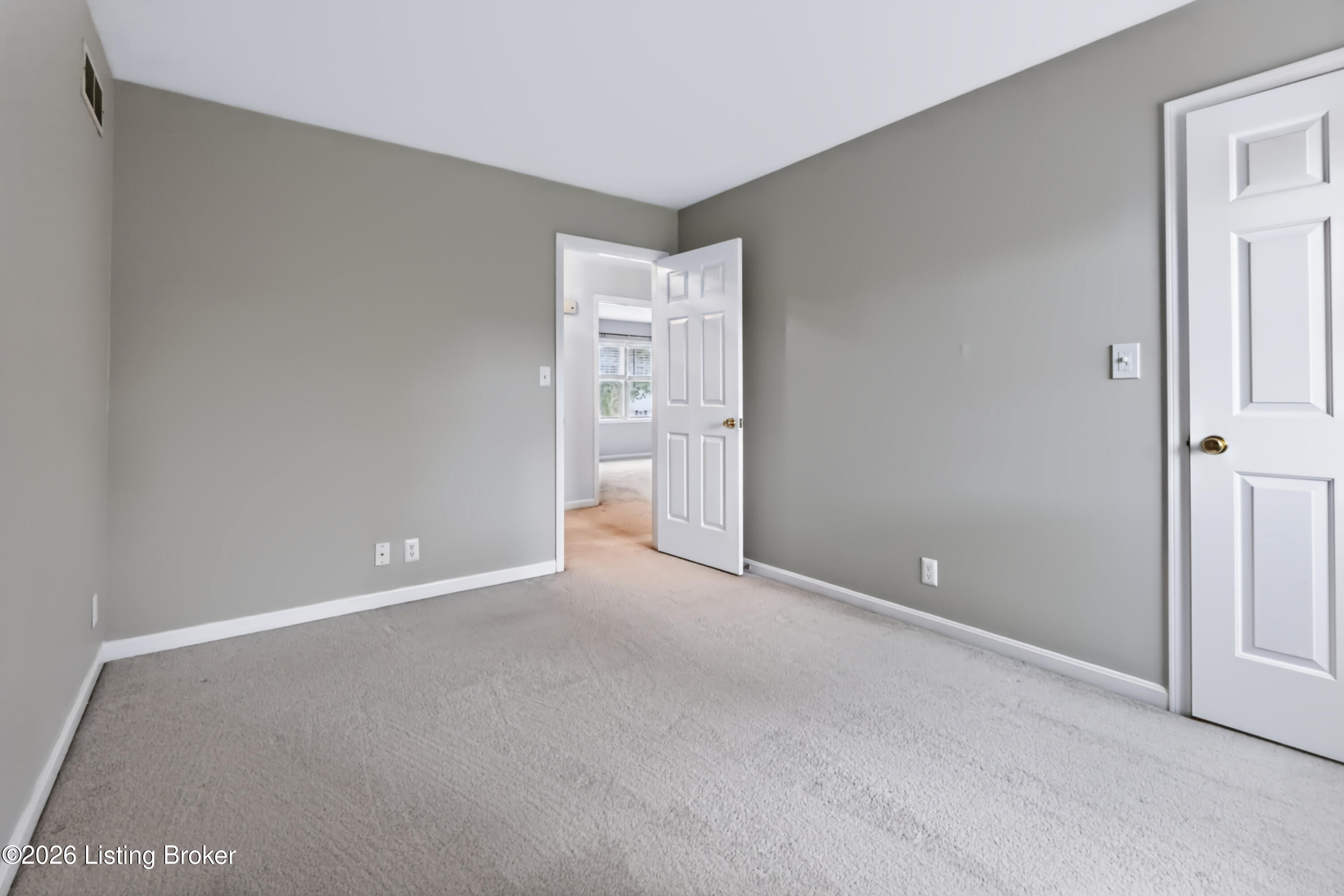 818 Foxgate Road Louisville, KY 40223 - Photo 40 of 62 818 Foxgate Road-40