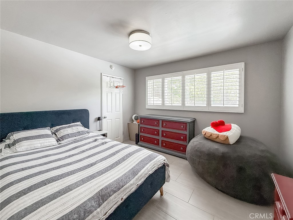 5856 Greenview Road Calabasas, CA 91302 - Photo 37 of 55