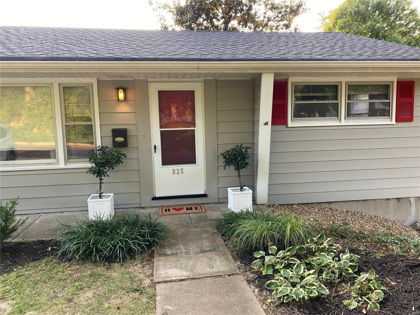 825 Edgar Road St. Louis, MO 63119 - Photo 3 of 19 Gallery Image 3