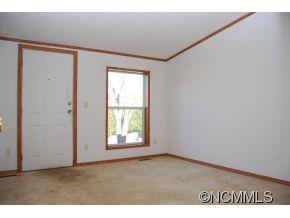 57 Kayla Susan Road Hendersonville, NC 28792 - Photo 6 of 9 Gallery Image 6