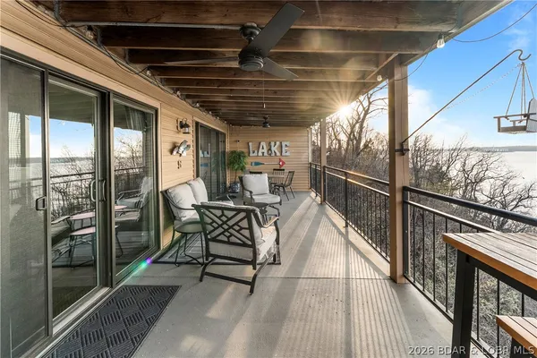 $414,000 | 166 Falls Point Drive, Unit 1B, Lake Ozark, MO 65049