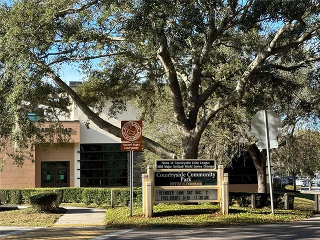 $2,700 | 2794 Countryside Boulevard, Unit 2, Clearwater, FL 33761