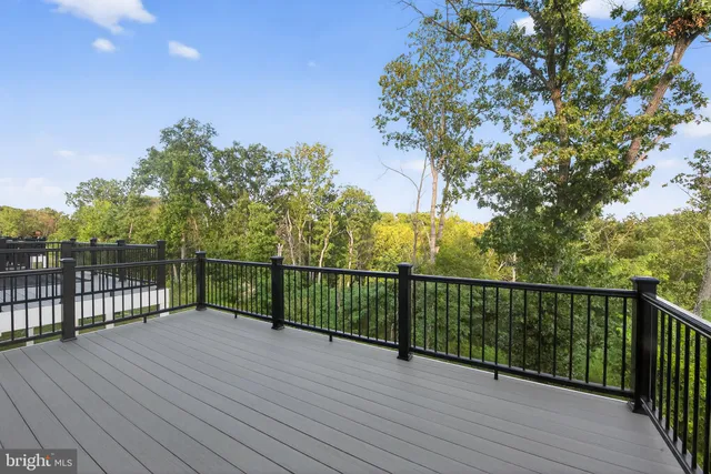 $499,900 | 153 Leather Flower Drive, Front Royal, VA 22630