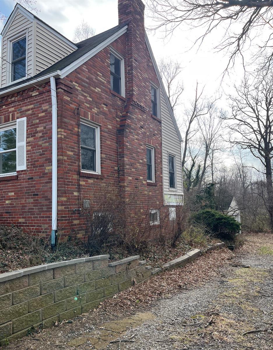 7824 Rosedale Drive St. Louis, MO 63121 - Photo 4 of 21