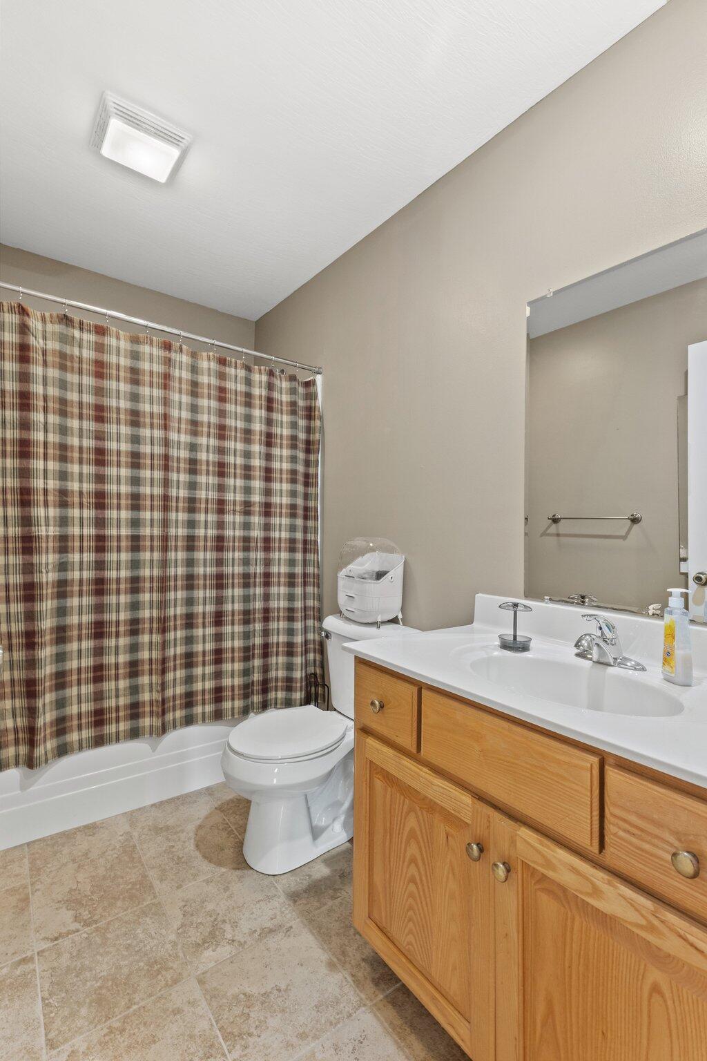 8-web-or-mls-106-hubble-rd
