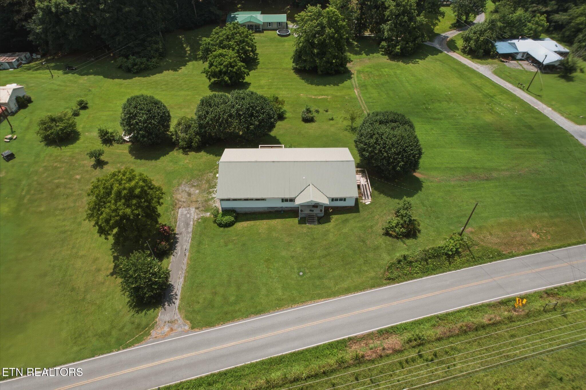 193 Loyston Road Maynardville, TN 37807 - Photo 43 of 46 43-DJI_0011