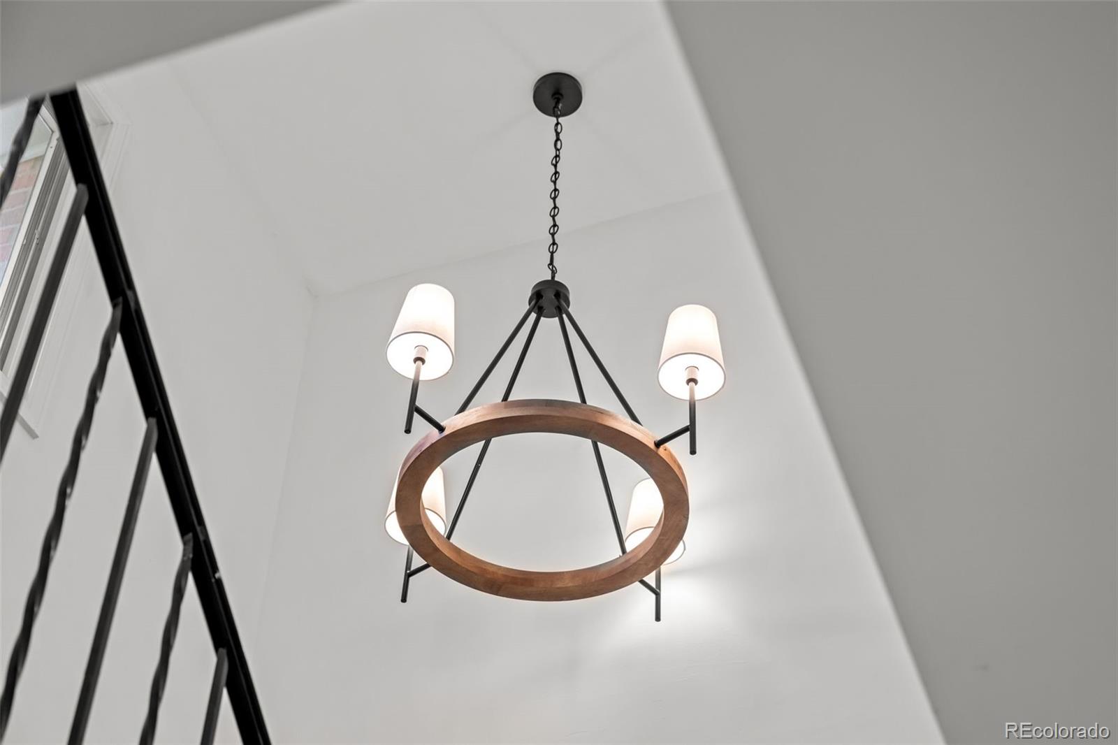 3436 South Race Street Englewood, CO 80113 - Photo 23 of 49 a picture of a wall with a window