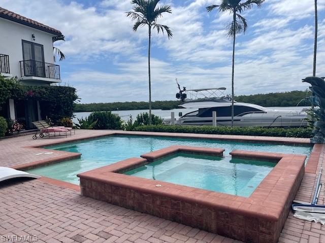 2535 Tarpon Road Naples, FL 34102 - Photo 2 of 3