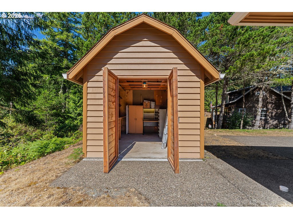 10385 Pine Ridge Drive Nehalem, OR 97131 - Photo 41 of 47