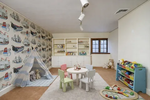 $3,850,000 | 3 Evergreen Lane, Hingham, MA 02043