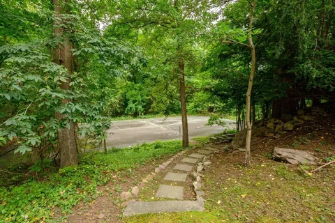 $3,850,000 | 3 Evergreen Lane, Hingham, MA 02043