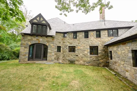 $3,850,000 | 3 Evergreen Lane, Hingham, MA 02043